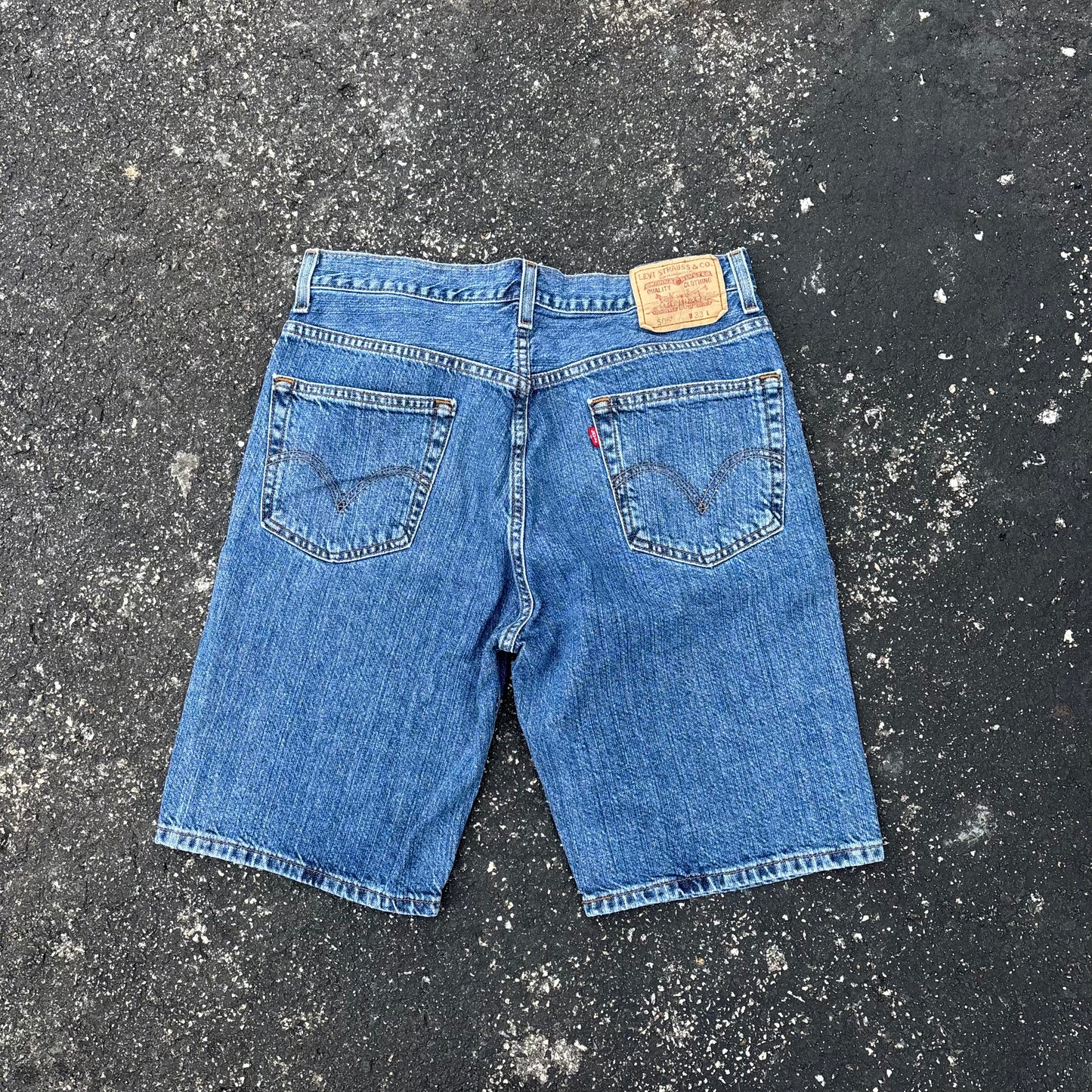 Levi Jorts 33